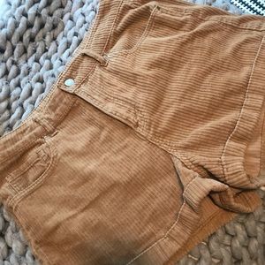 High wasted corduroy shorts